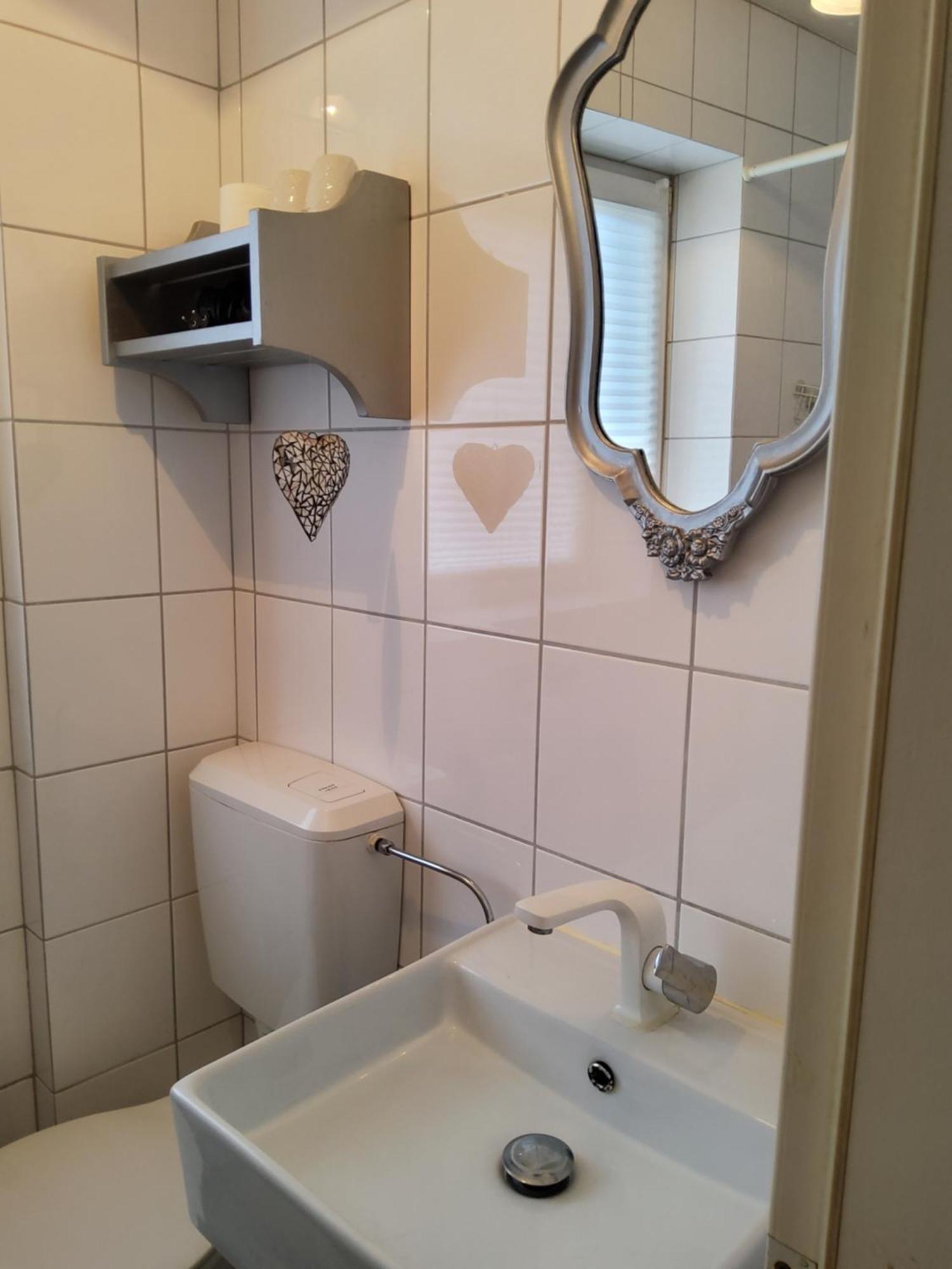 Studio-Apartment Mit Kleinem Gartenanteil Burg auf Fehmarn Esterno foto